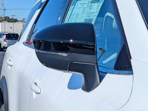 New 2026 Nissan Pathfinder SL image 12