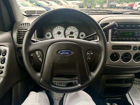 Used 2004 Ford Escape XLT AWD/4WD image 31