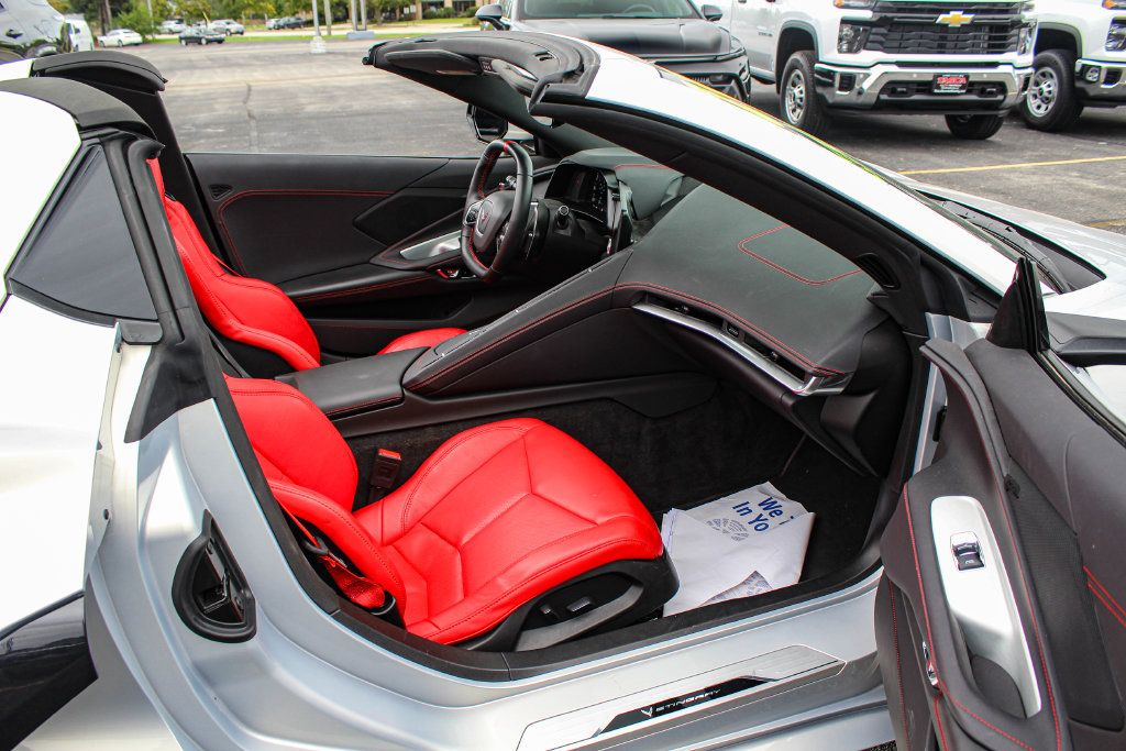 Used 2024 Chevrolet Corvette Stingray Convertible w/ 1LT RWD image 25