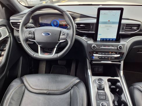 Used 2020 Ford Explorer ST w/ Premium Technology Package AWD/4WD image 12