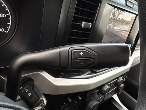 Used 2025 Ford F250 XLT w/ FX4 Off-Road Package AWD/4WD image 28