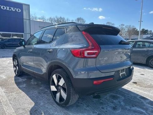 Used 2023 Volvo XC40 Recharge Ultimate w/ Protection Package Premier image 4
