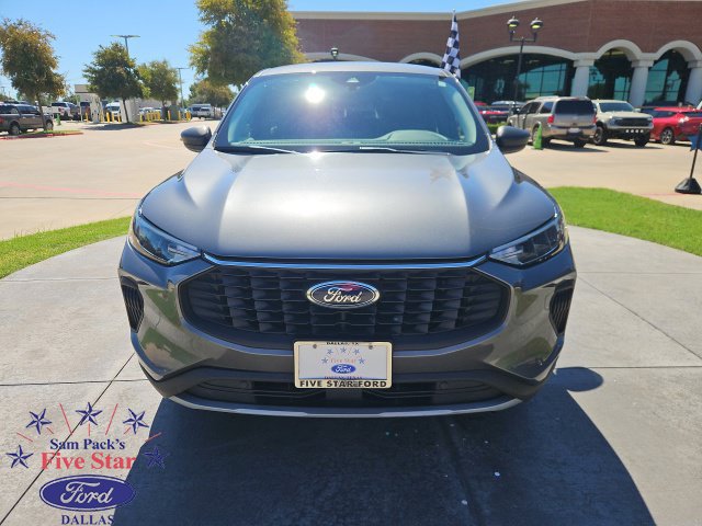 Used 2024 Ford Escape Active FWD image 1