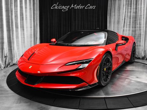 Used 2021 Ferrari SF90 Stradale AWD/4WD image 2