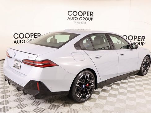 Used 2024 BMW i5 M60 w/ Premium Package image 23