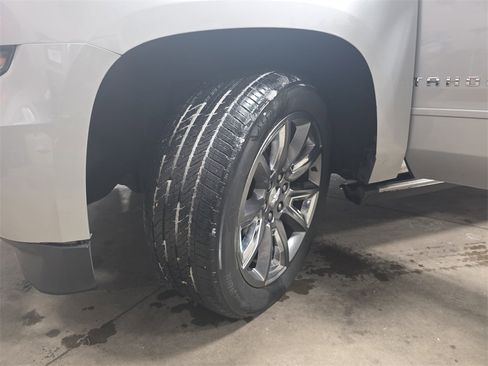 Used 2015 Chevrolet Tahoe LTZ image 34