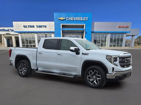 New 2026 GMC Sierra 1500 SLT w/ SLT Premium Plus Package AWD/4WD image 3