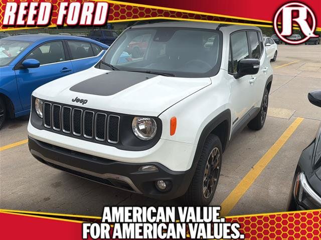 Used 2023 Jeep Renegade Latitude AWD/4WD image 1