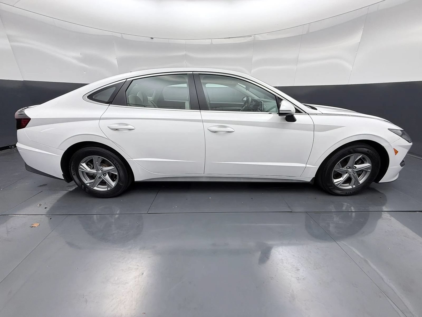 Used 2023 Hyundai Sonata SE FWD image 8