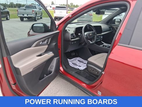 Used 2024 Chevrolet Traverse LT AWD/4WD image 14