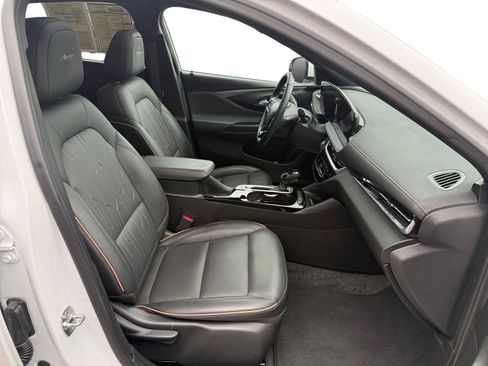 Used 2024 Buick Envista Avenir FWD image 27