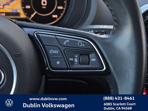 Used 2018 Audi A3 e-tron Premium FWD image 23
