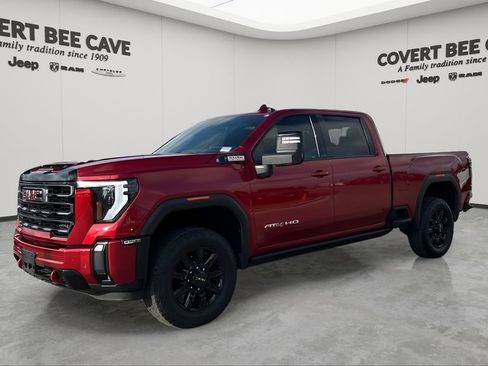 Used 2024 GMC Sierra 2500 AT4 w/ AT4 Premium Plus Package image 3