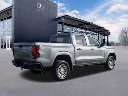 Used 2024 Chevrolet Colorado W/T image 9