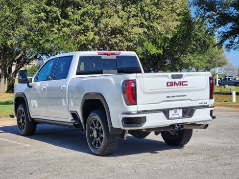Certified 2025 GMC Sierra 2500 AT4 w/ AT4 Premium Plus Package image 5