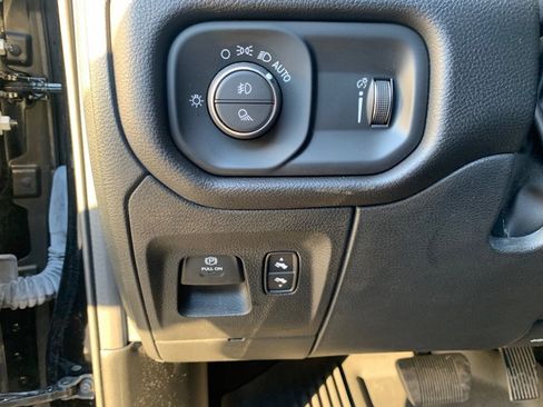 Used 2022 RAM 1500 Big Horn image 13