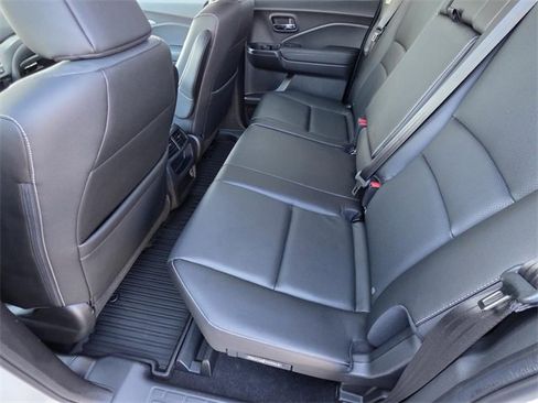 Used 2023 Honda Ridgeline RTL-E image 10