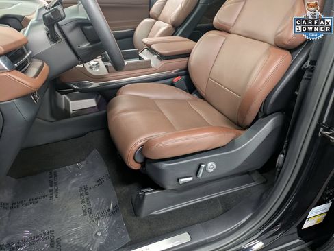 Used 2026 Lincoln Navigator Reserve AWD/4WD image 14