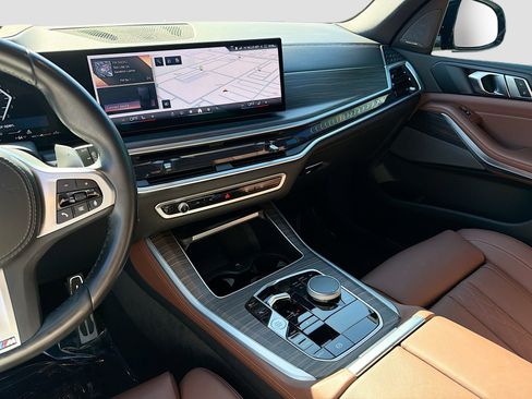 Certified 2024 BMW X5 sDrive40i w/ M Sport Package image 28