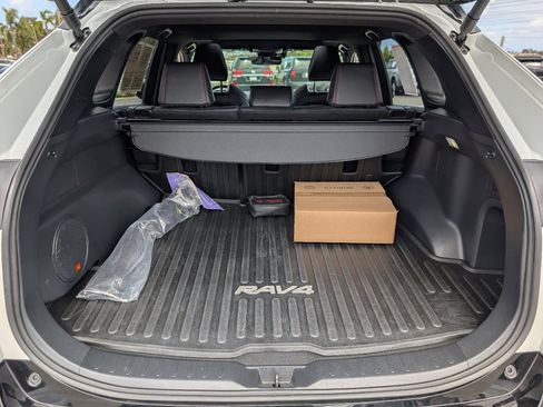 Used 2024 Toyota RAV4 XSE w/ Weather Package AWD/4WD image 9