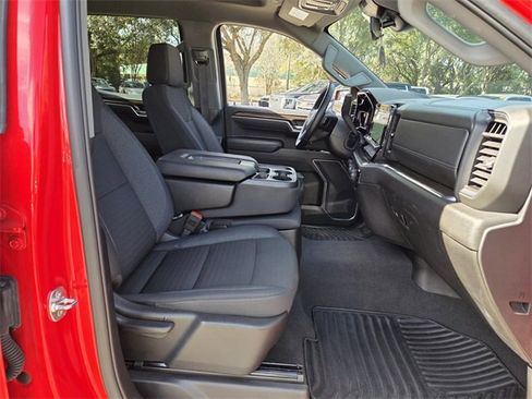 Certified 2025 Chevrolet Silverado 1500 LT image 26