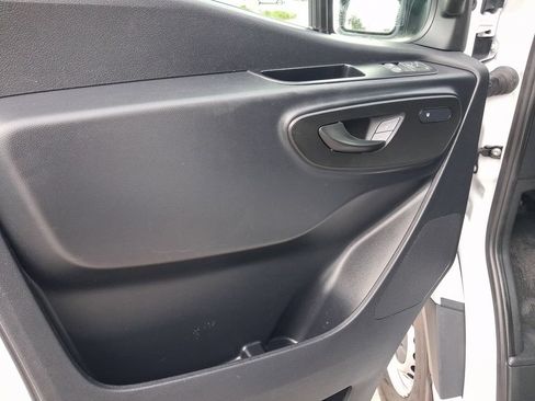 Used 2025 Mercedes-Benz Sprinter 2500 image 14