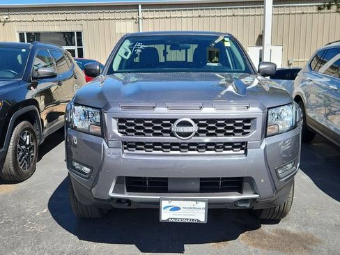 Certified 2025 Nissan Frontier SV w/ SV Convenience Package AWD/4WD image 2