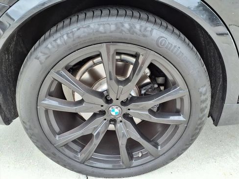 Used 2026 BMW X7 xDrive40i w/ M Sport Package AWD/4WD image 7