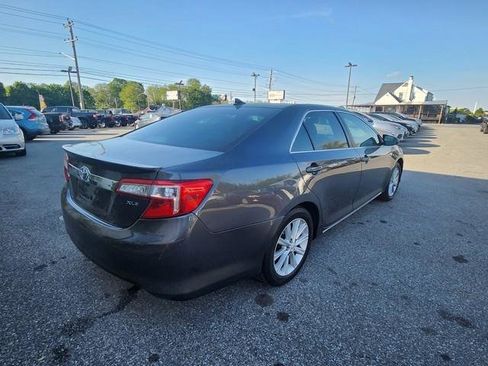 Used 2012 Toyota Camry XLE FWD image 7