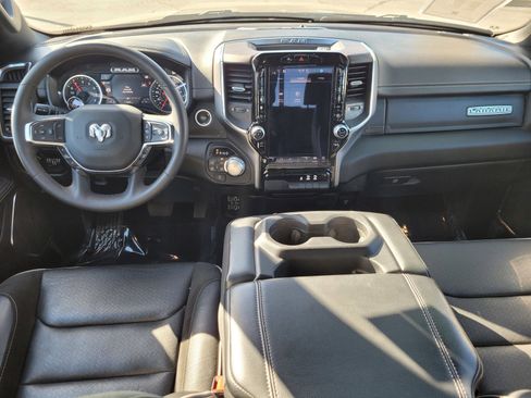 Used 2025 RAM 1500 Laramie AWD/4WD image 13
