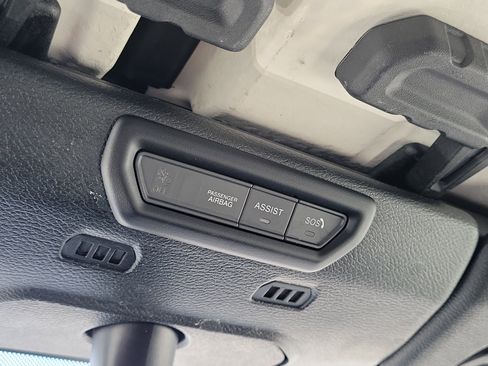 Used 2023 Jeep Wrangler Unlimited Sahara image 24