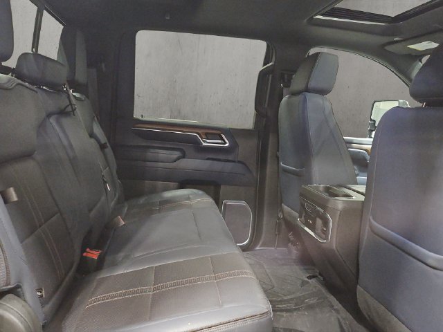 Used 2024 Chevrolet Silverado 2500 High Country w/ High Country Premium Package AWD/4WD image 19