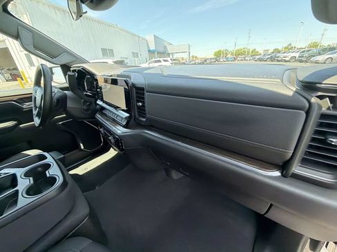 Certified 2024 Chevrolet Silverado 1500 LT AWD/4WD image 30