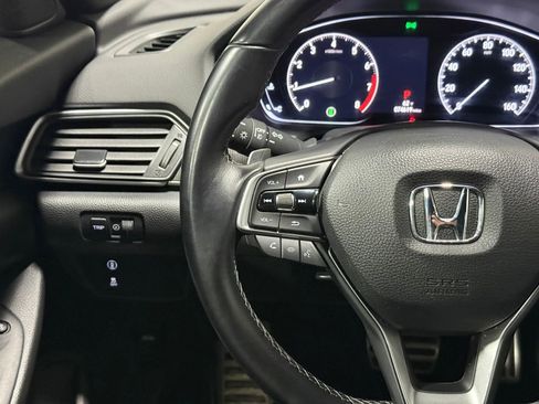 Used 2018 Honda Accord Sport image 26