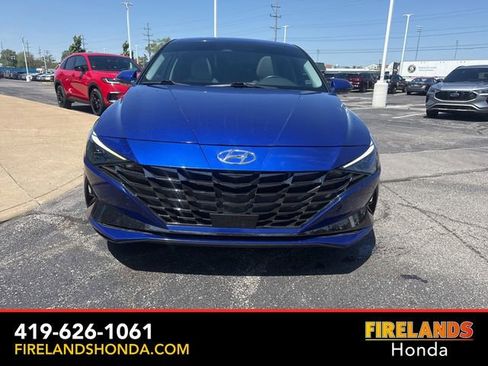 Used 2023 Hyundai Elantra Limited FWD image 8