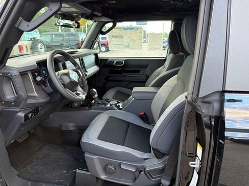 New 2026 Ford Bronco 2-Door AWD/4WD image 8