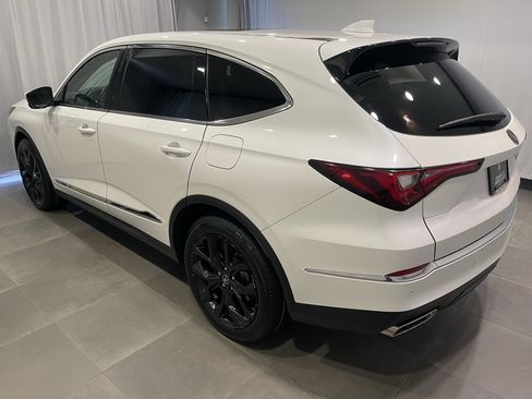 Used 2023 Acura MDX SH-AWD w/ Technology Package image 5