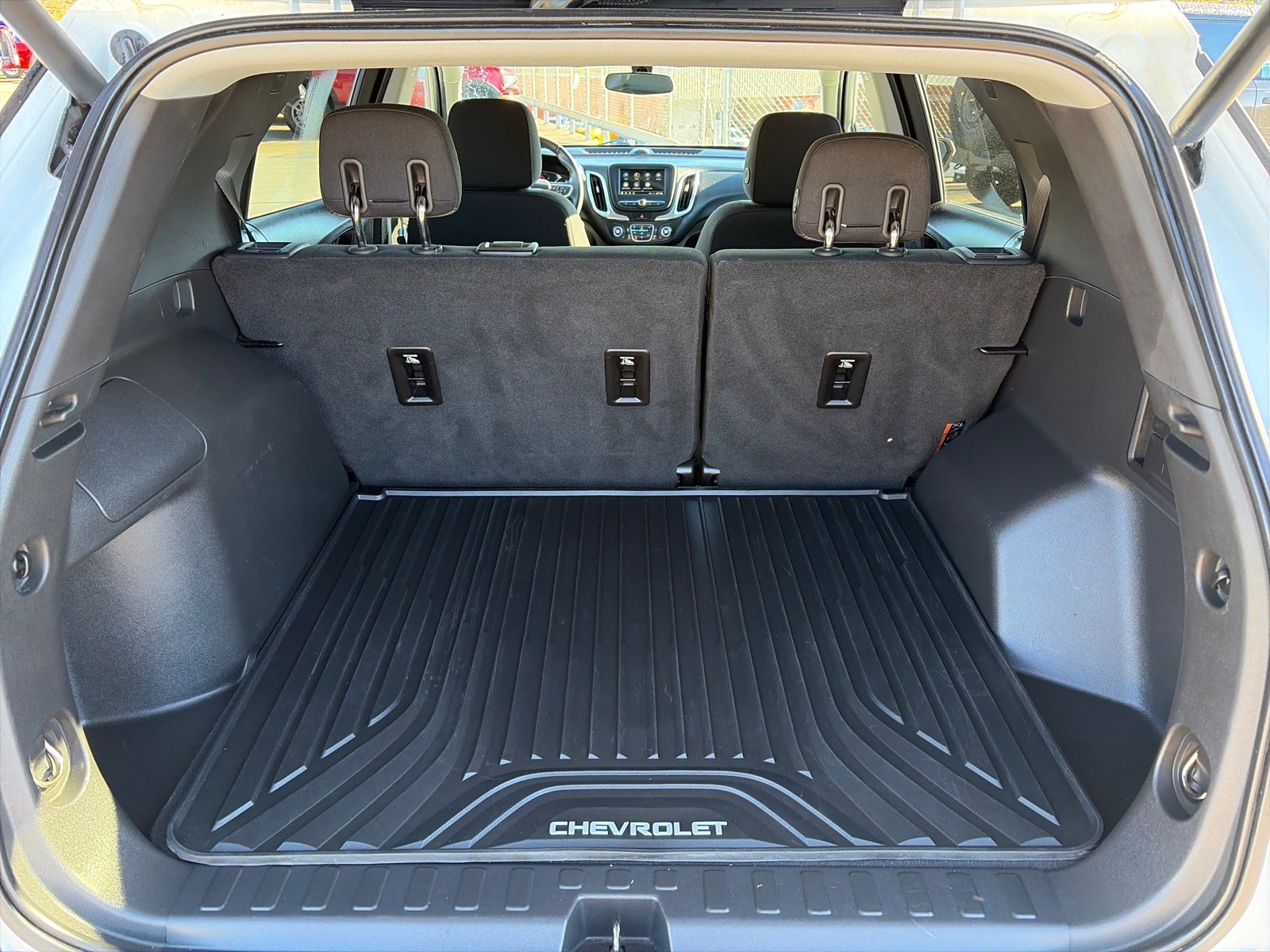 Used 2019 Chevrolet Equinox LT AWD/4WD image 19
