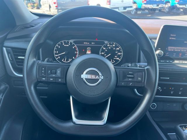 Used 2023 Nissan Rogue S AWD/4WD image 34