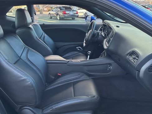 Used 2018 Dodge Challenger R/T Scat Pack RWD image 6
