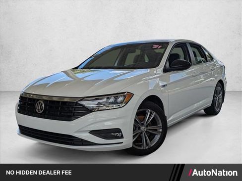 Used 2021 Volkswagen Jetta R-Line w/ R-Line Cold Weather Package FWD image 1