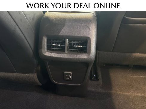 Used 2024 Chevrolet Equinox RS AWD/4WD image 19