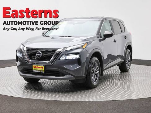Used 2023 Nissan Rogue S AWD/4WD image 1