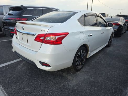 Used 2017 Nissan Sentra SR FWD image 3