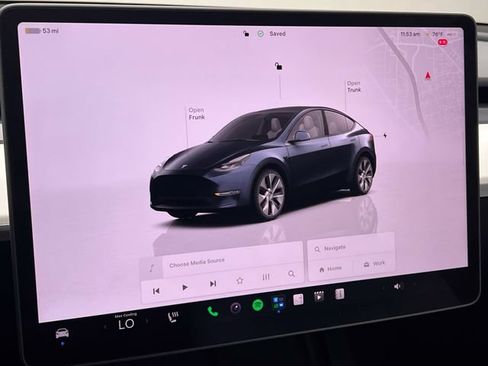 Used 2024 Tesla Model Y Long Range AWD/4WD image 17