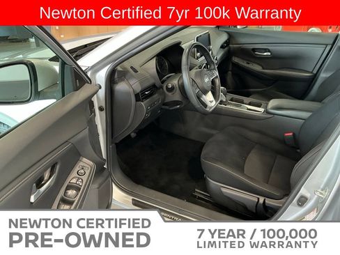 Used 2022 Nissan Sentra SV FWD image 6