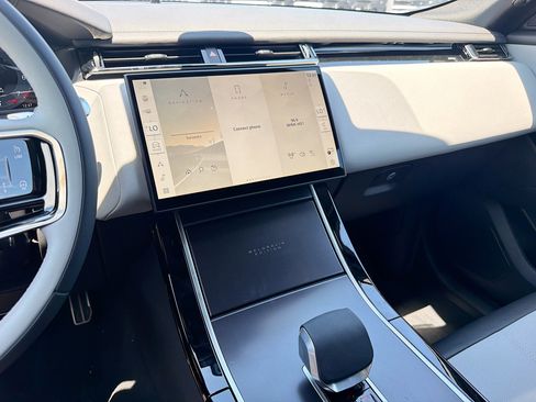 New 2026 Land Rover Range Rover Velar Belgravia AWD/4WD image 27