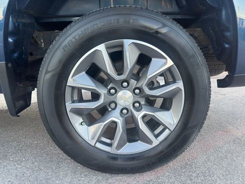 Used 2019 Chevrolet Silverado 1500 LT w/ Texas Edition image 14