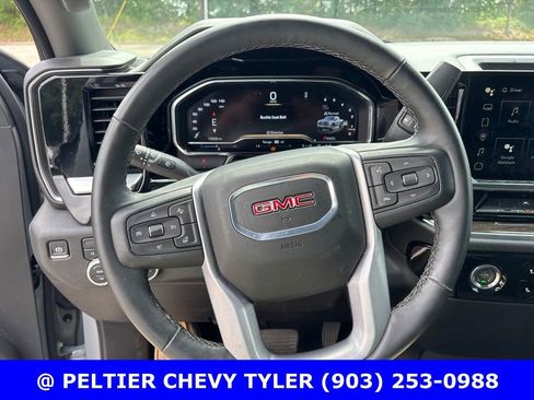 Used 2024 GMC Sierra 1500 Elevation AWD/4WD image 15