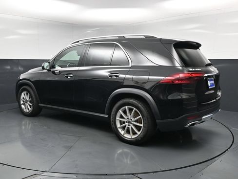 Used 2026 Mercedes-Benz GLE 450e 4MATIC image 3